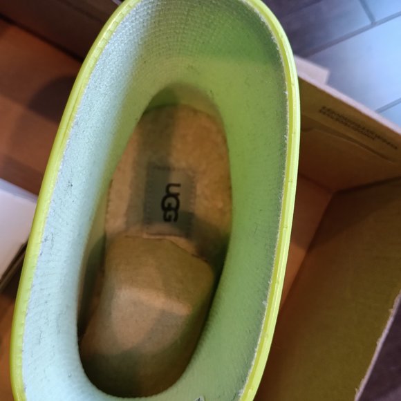 Ugg Boots - Picture 3 of 3